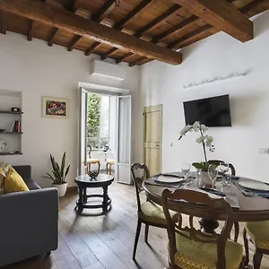 Oltrarno Modern In Florencia