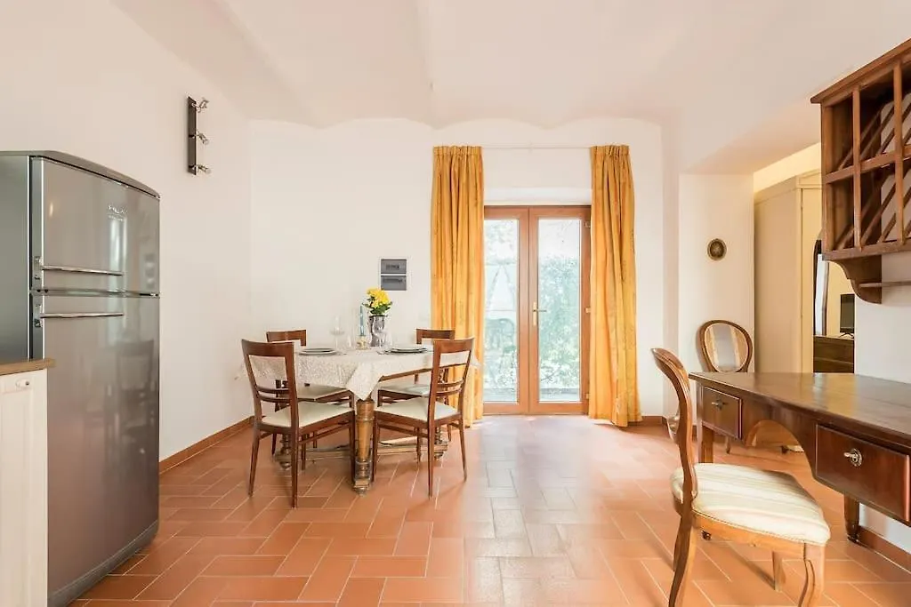 Dalu Florence Apartment Davide - Private Car Park 15 Minutes To The City Center 0*,  Italia