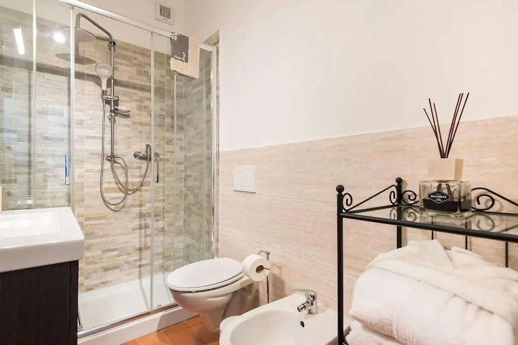 Dalu Florence Apartment Davide - Private Car Park 15 Minutes To The City Center 0*,  Włochy
